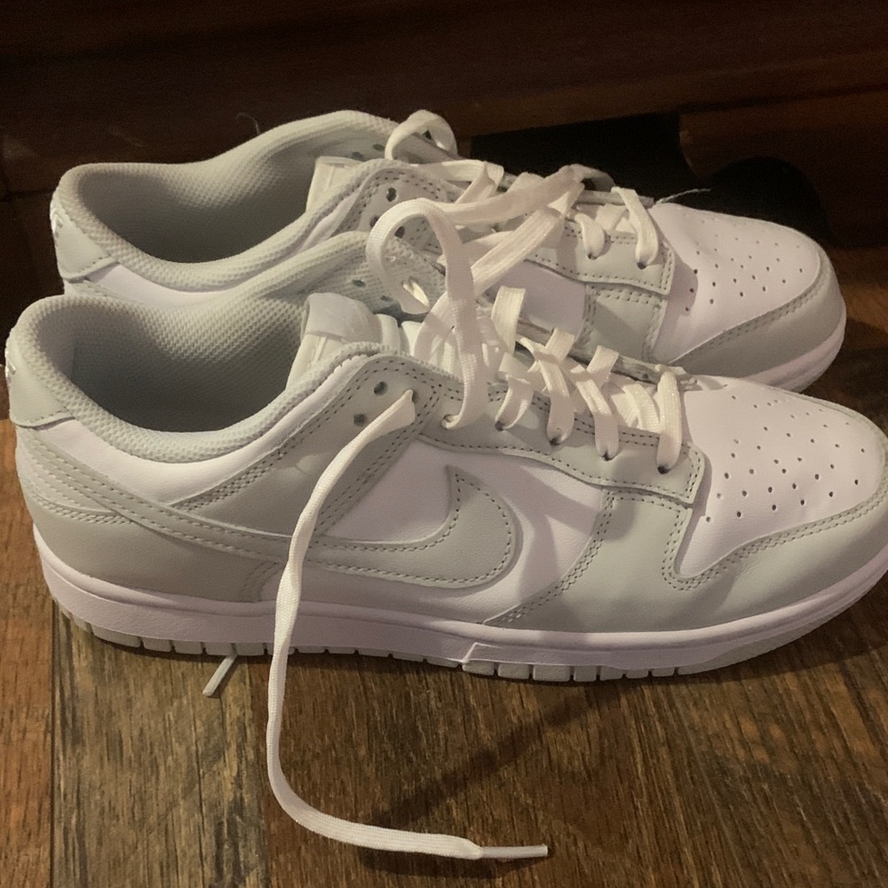 Nike Dunk LowClassic White and Gray Sneakers